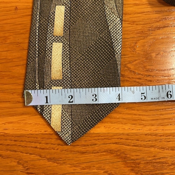 Bill Blass black label  4” silk tie - Picture 5 of 5